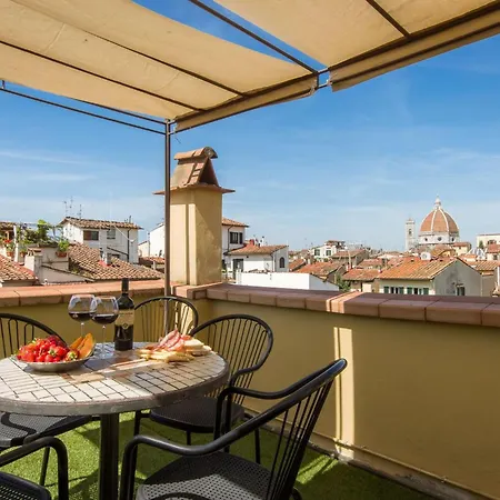 Ruhige In Santa Croce Mit Terrasse- Kathedrale Von Florenz-naehe By Interhome Florenz