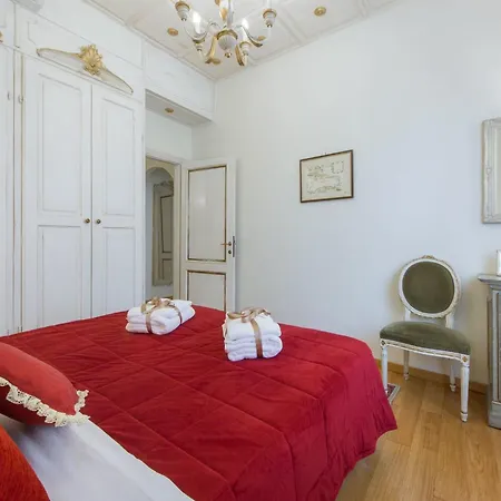 Appartamento Ruhige In Santa Croce Mit Terrasse- Kathedrale Von Florenz-naehe By Interhome Firenze
