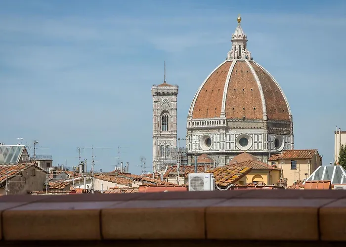Ruhige In Santa Croce Mit Terrasse- Kathedrale Von Florenz-naehe By Interhome