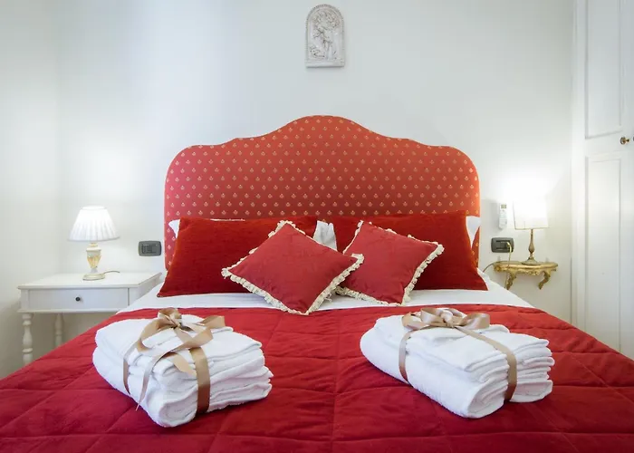 Apartment Ruhige In Santa Croce Mit Terrasse- Kathedrale Von Florenz-naehe By Interhome